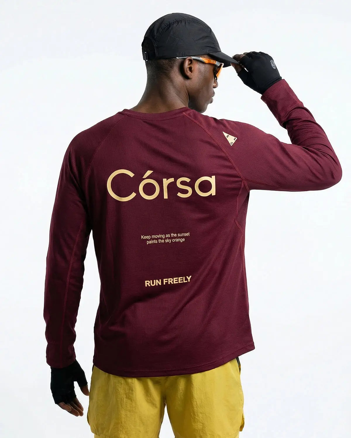 Inflation AirFlow Córsa breathable long sleeve tee in black, featuring lightweight fabric and streetwear style for comfort and style.
