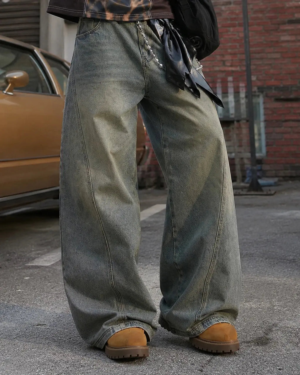 Flation Super Barrel Baggy Jeans, men's streetwear pants with a relaxed fit, featuring a casual, oversized style and denim fabric.