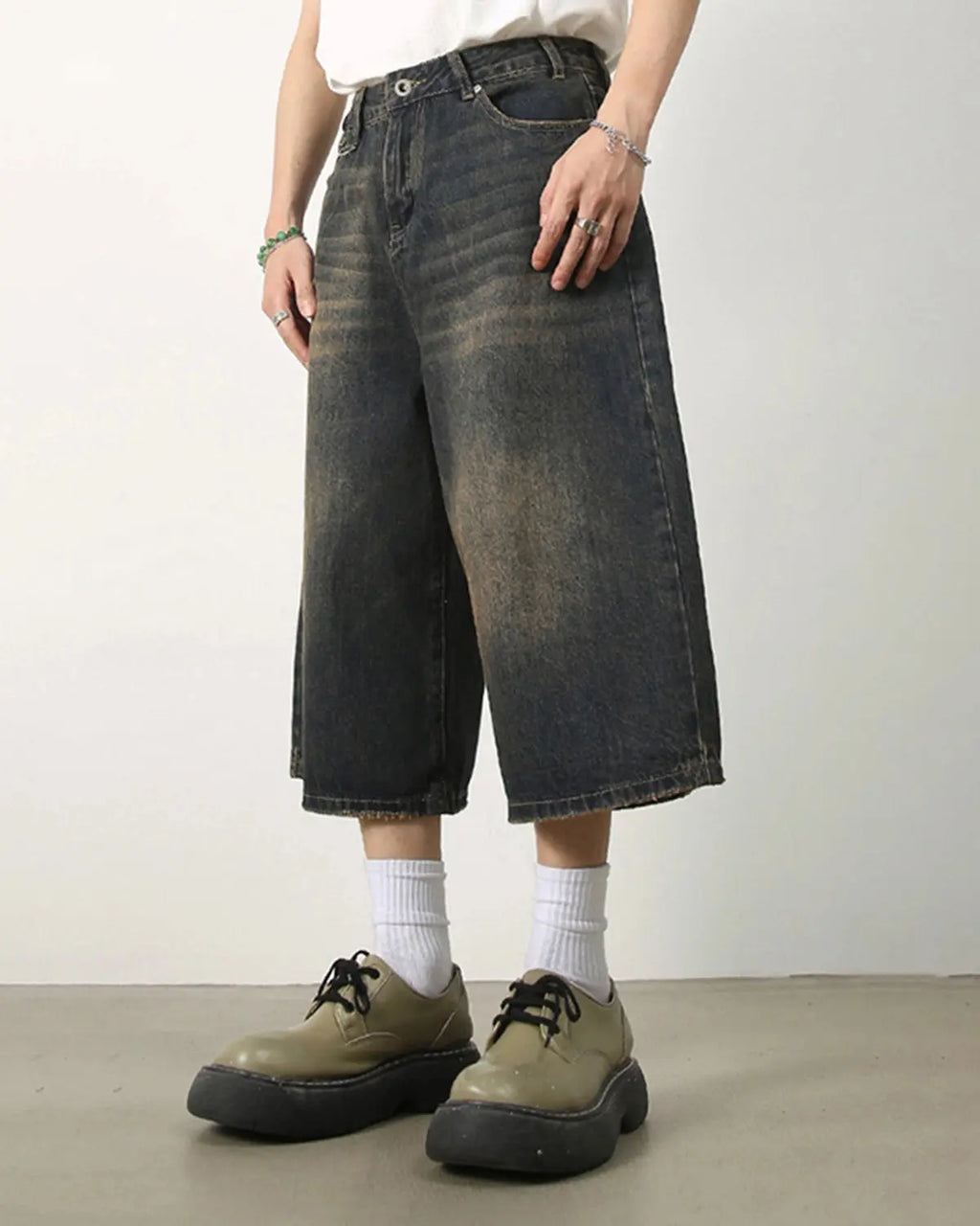 Baggy jumbo jorts by Flation Streetwear, featuring oversized denim shorts with distressed details and a relaxed fit.