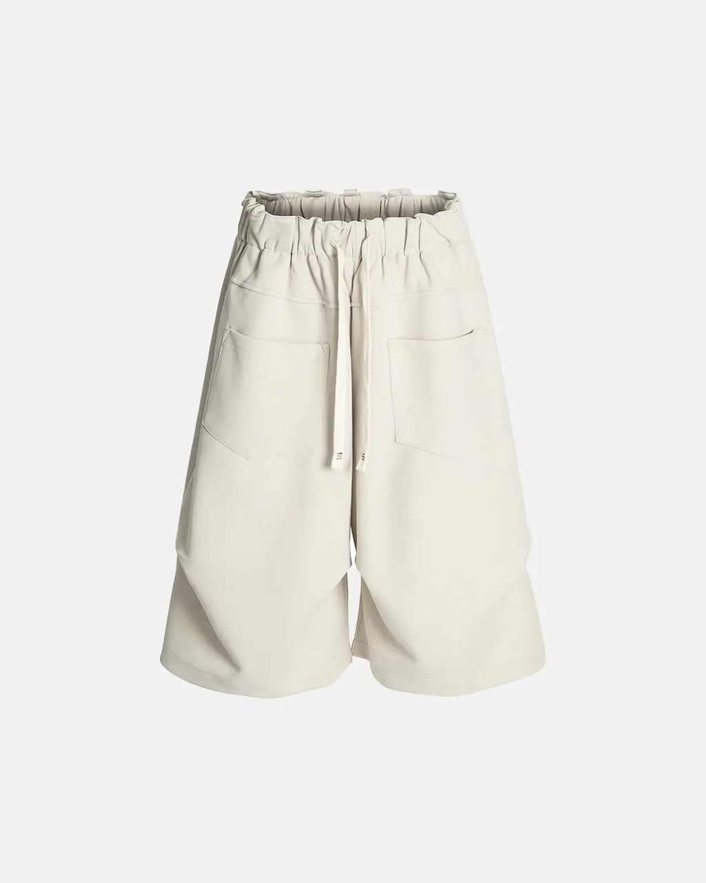 Flation Baggy Sweat Shorts, casual streetwear pants in soft fabric with relaxed fit and elastic waistband, front pockets.