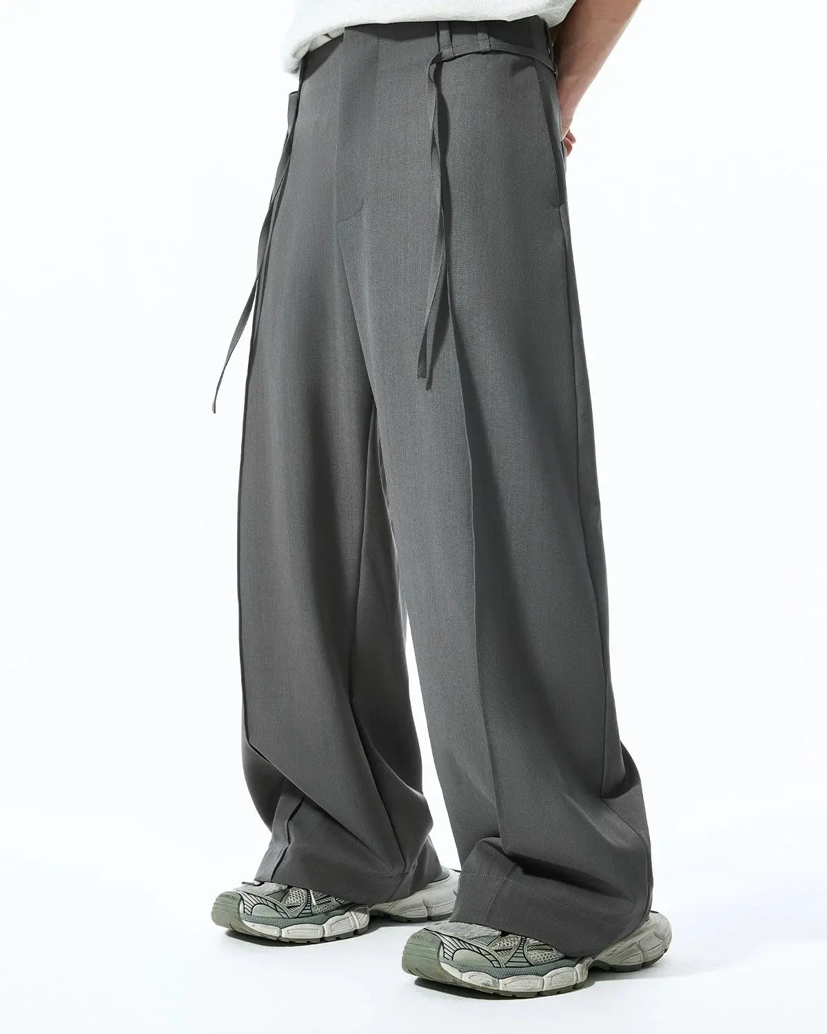 Flation Cleanfit Baggy Suit Pants, streetwear style, in neutral color, relaxed fit, made from comfortable fabric, front pockets.