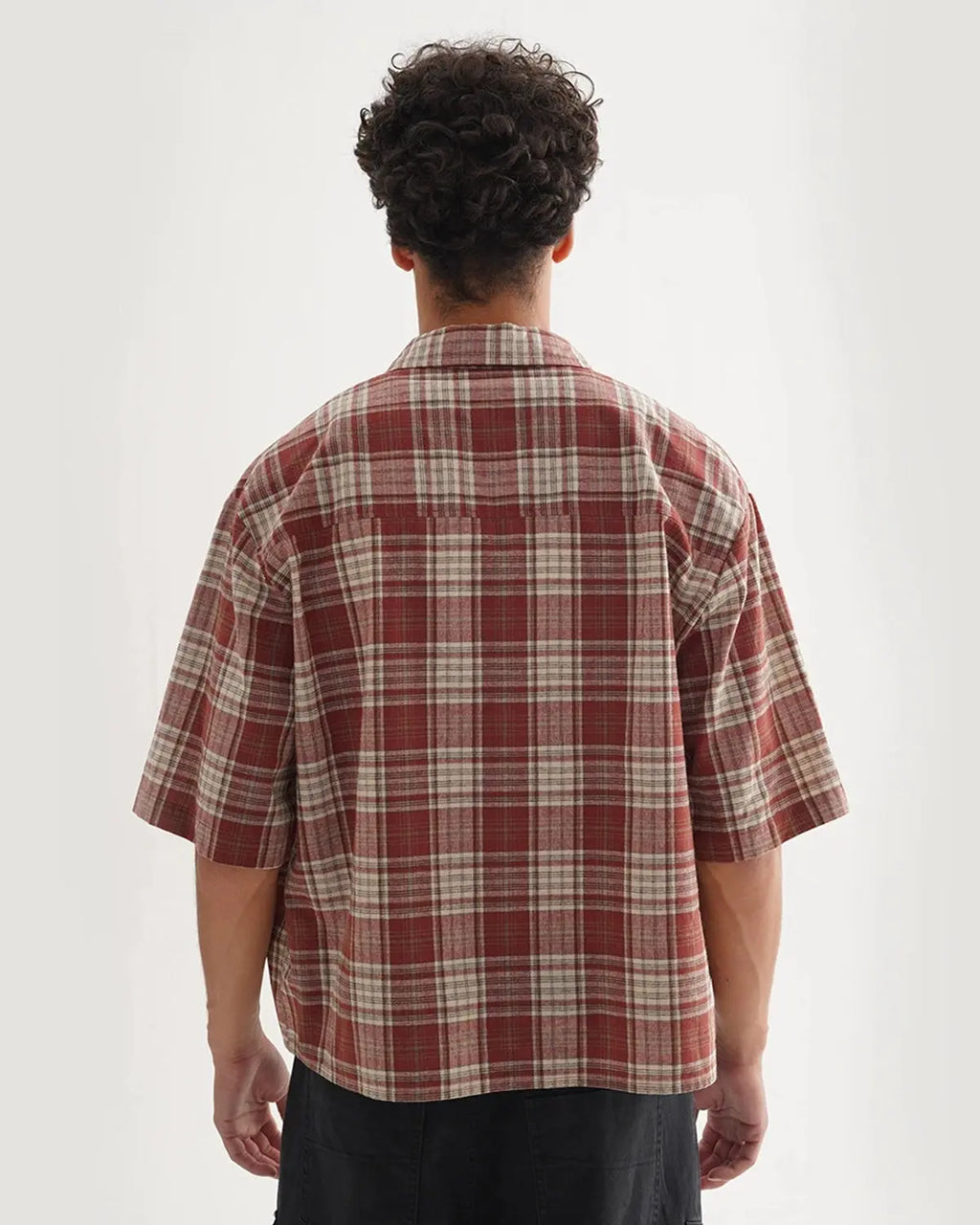 Boxy fit plaid shirt by Flation Streetwear, featuring a stylish checkered pattern and casual streetwear design.