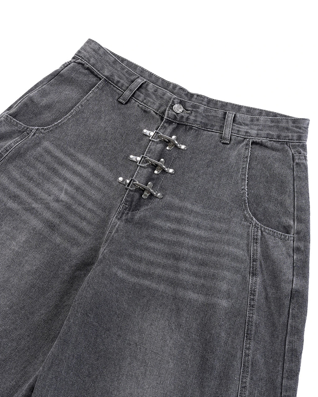 Grey barrel jeans with metal clasp from Inflation Streetwear, featuring a relaxed fit and stylish denim details.