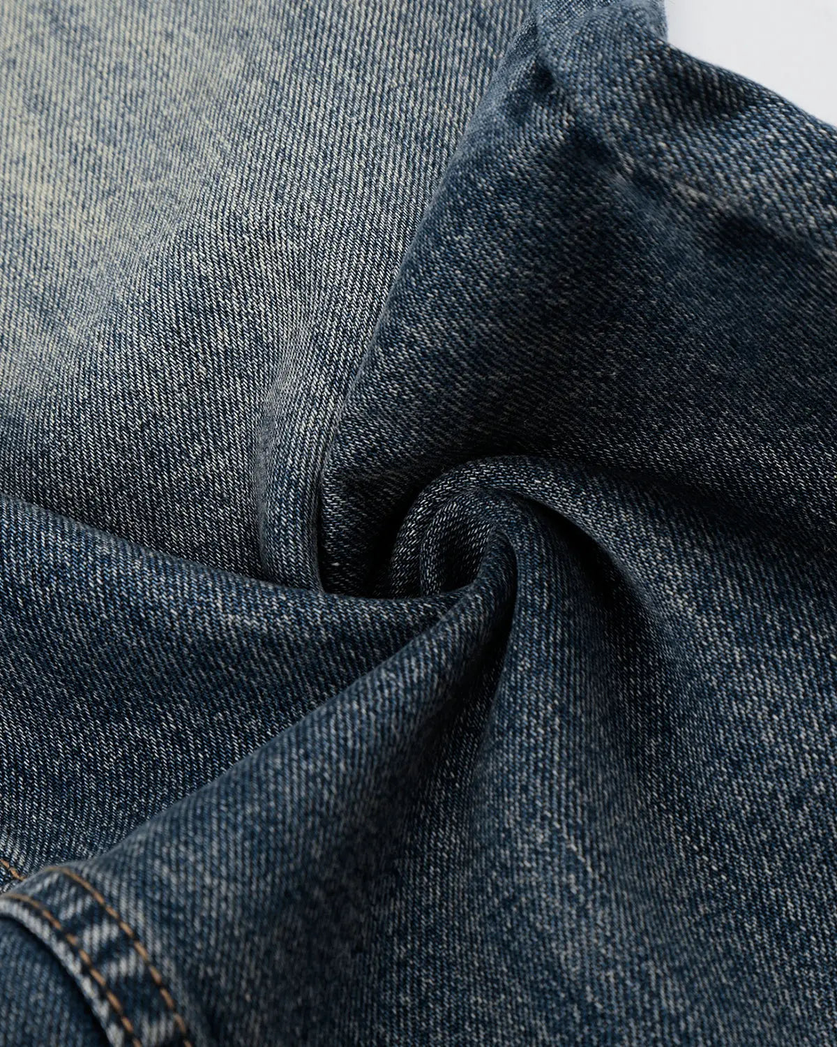 Distressed baggy jeans from Inflation Streetwear featuring a relaxed fit, ripped details, and casual streetwear style.