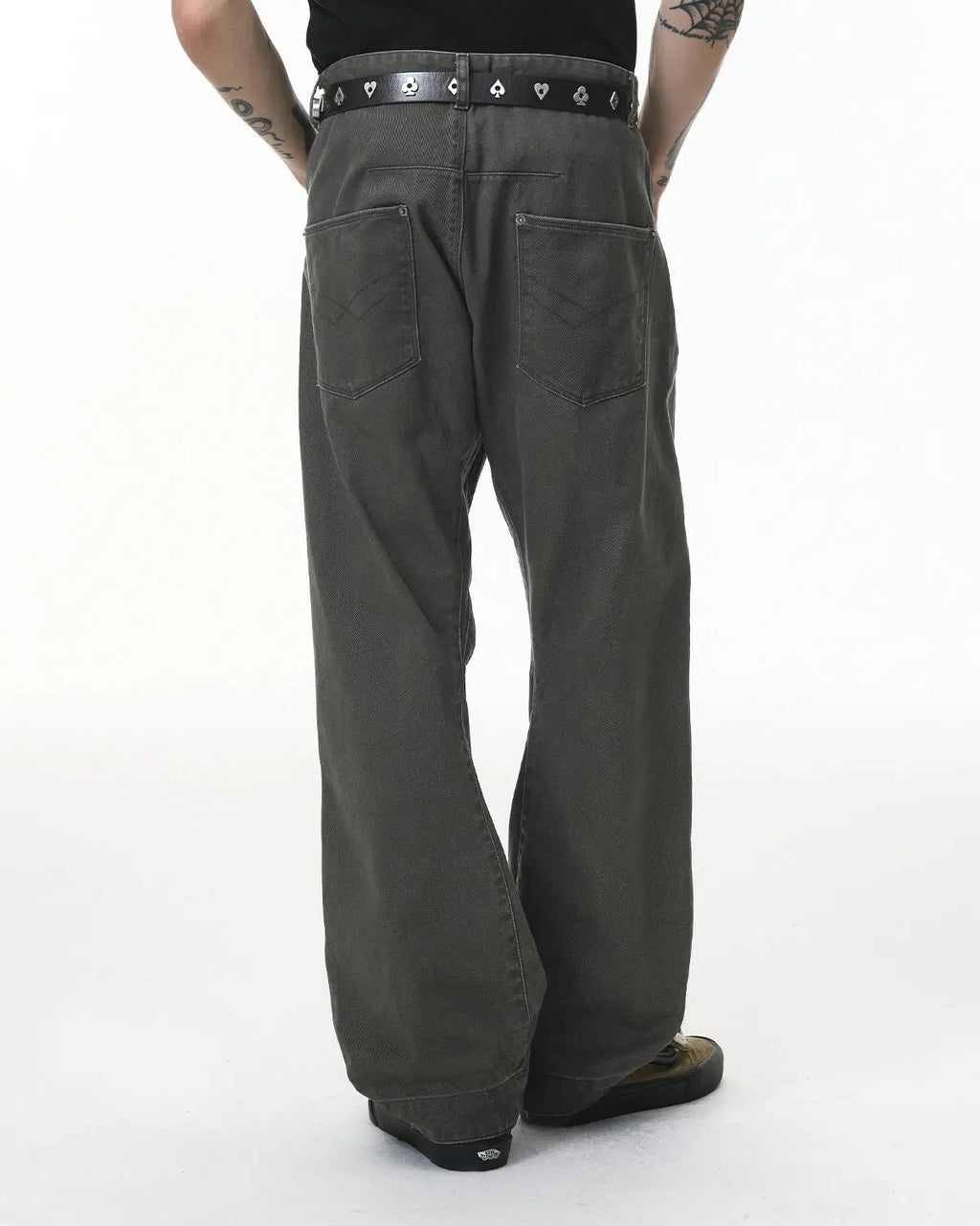 Flation Stitching Flare Baggy Jeans featuring distressed detailing and prominent stitching, casual streetwear style.