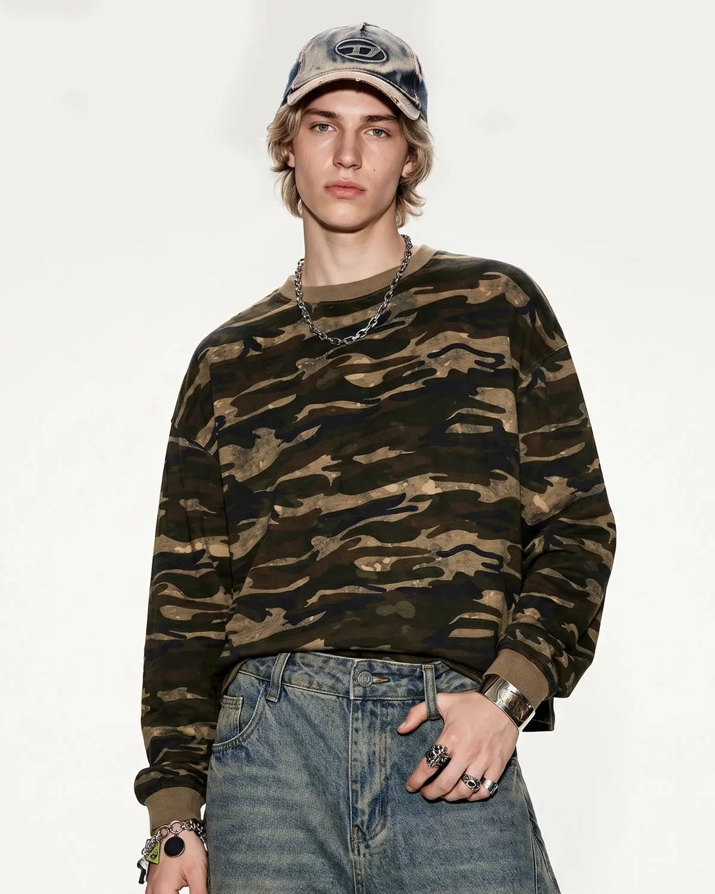 Boxy khaki camo T-shirt by Flation Streetwear, featuring a relaxed fit and bold camo pattern on soft fabric.