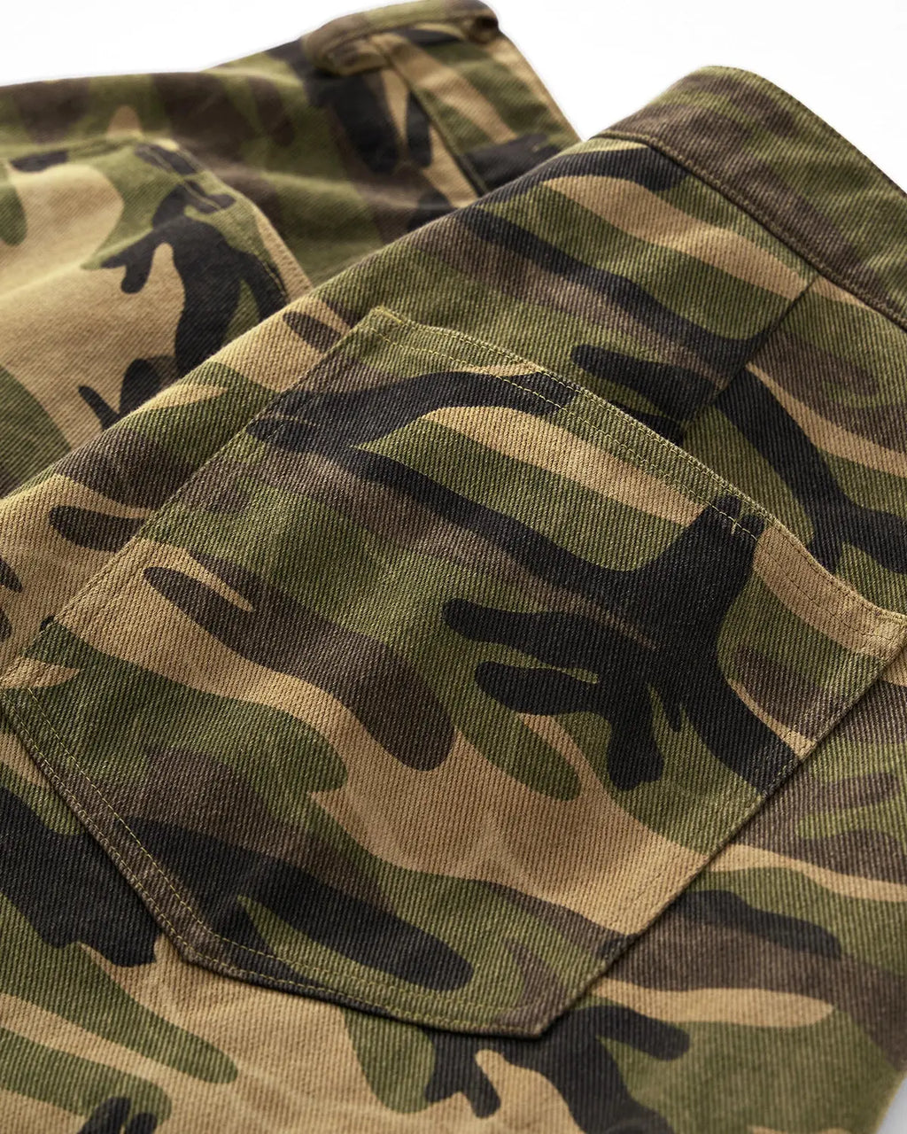 Flation Camo Cargo Baggy Shorts with large pockets, relaxed fit, and military-style camouflage print on durable fabric.