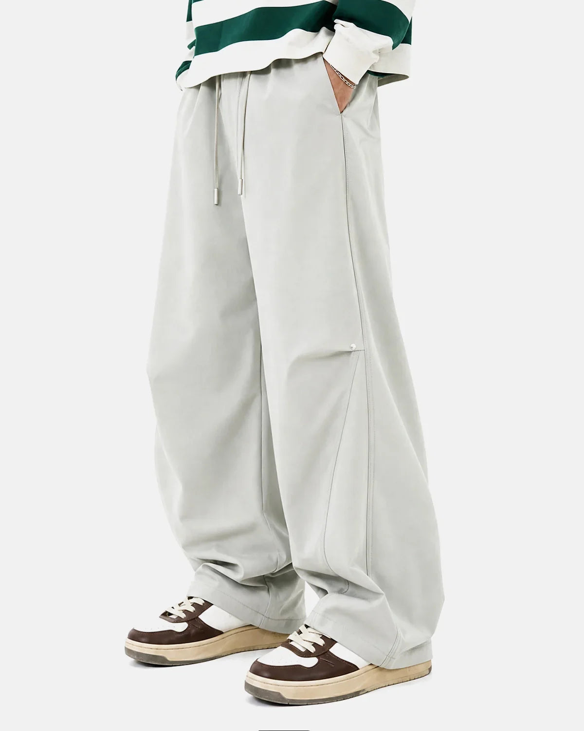 INFLATION AirFlow Stretch Cooling Parachute Pants with Inflation TECHLATION™ technology, lightweight and breathable fabric for comfort.