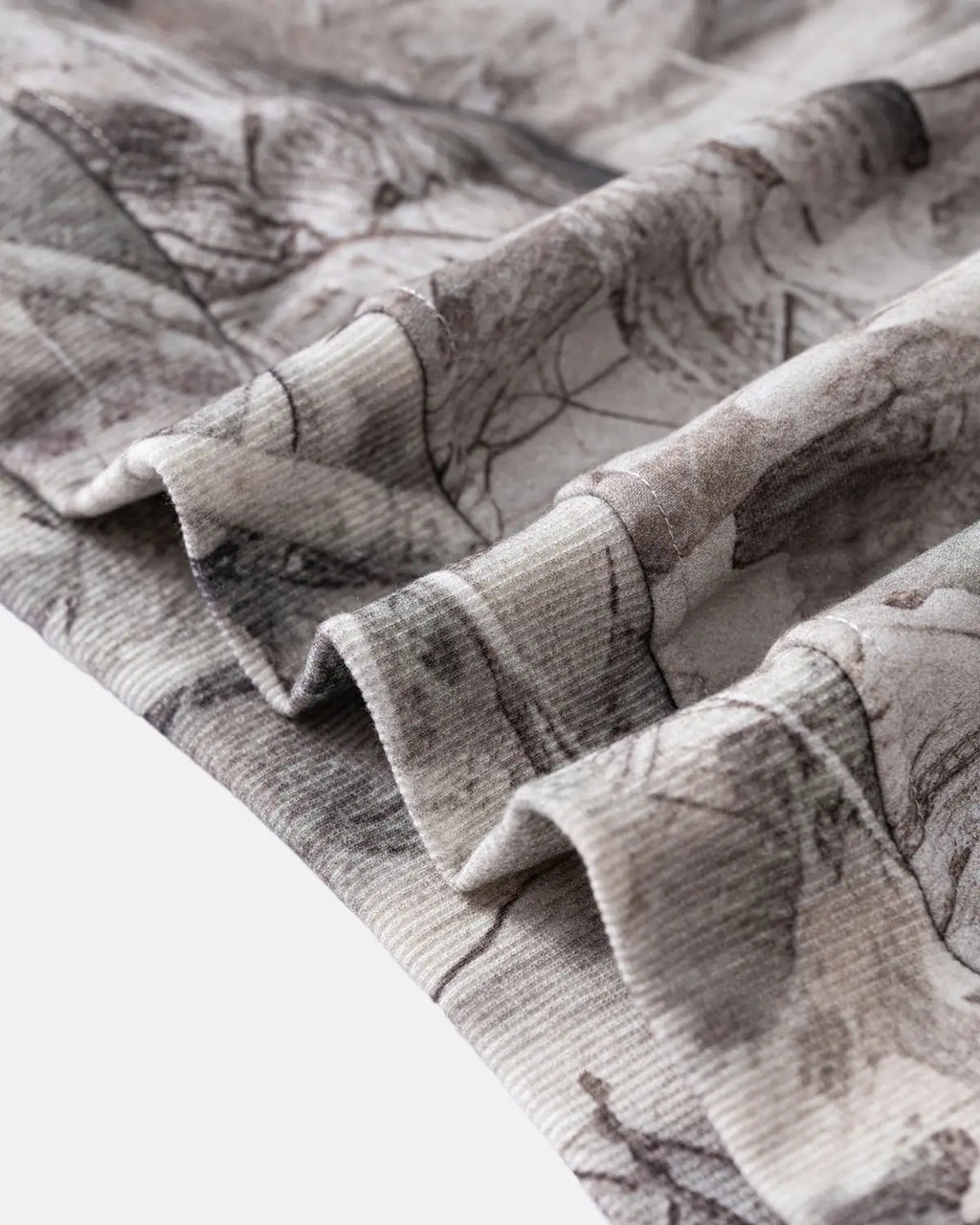 Realtree camo oversized hoodie by Flation Streetwear featuring a bold camouflage pattern and comfortable fit.