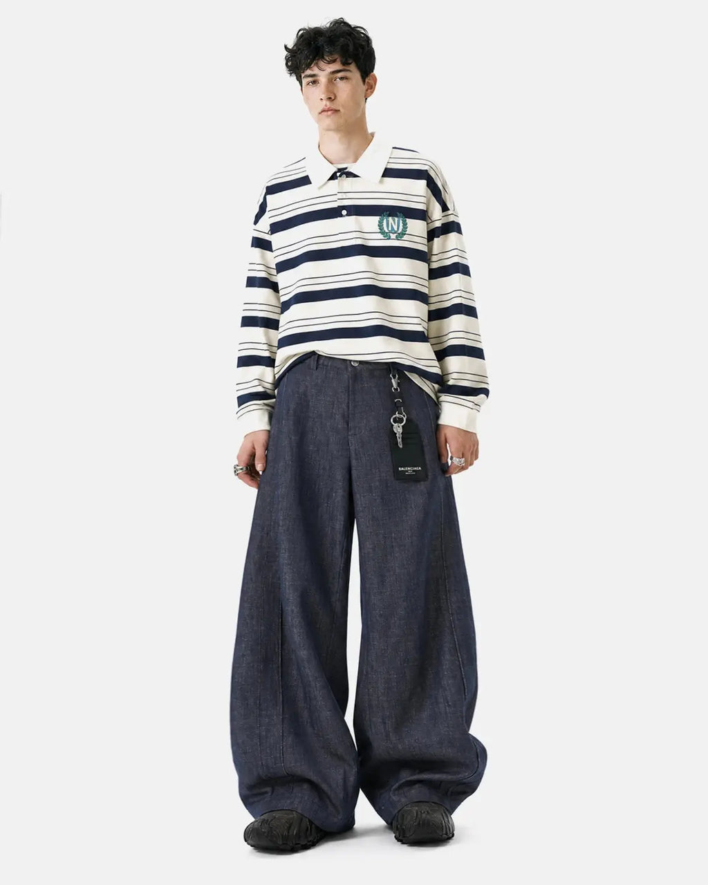 Lightweight structured barrel jeans by INFLATION featuring a modern streetwear style and relaxed fit in denim fabric.
