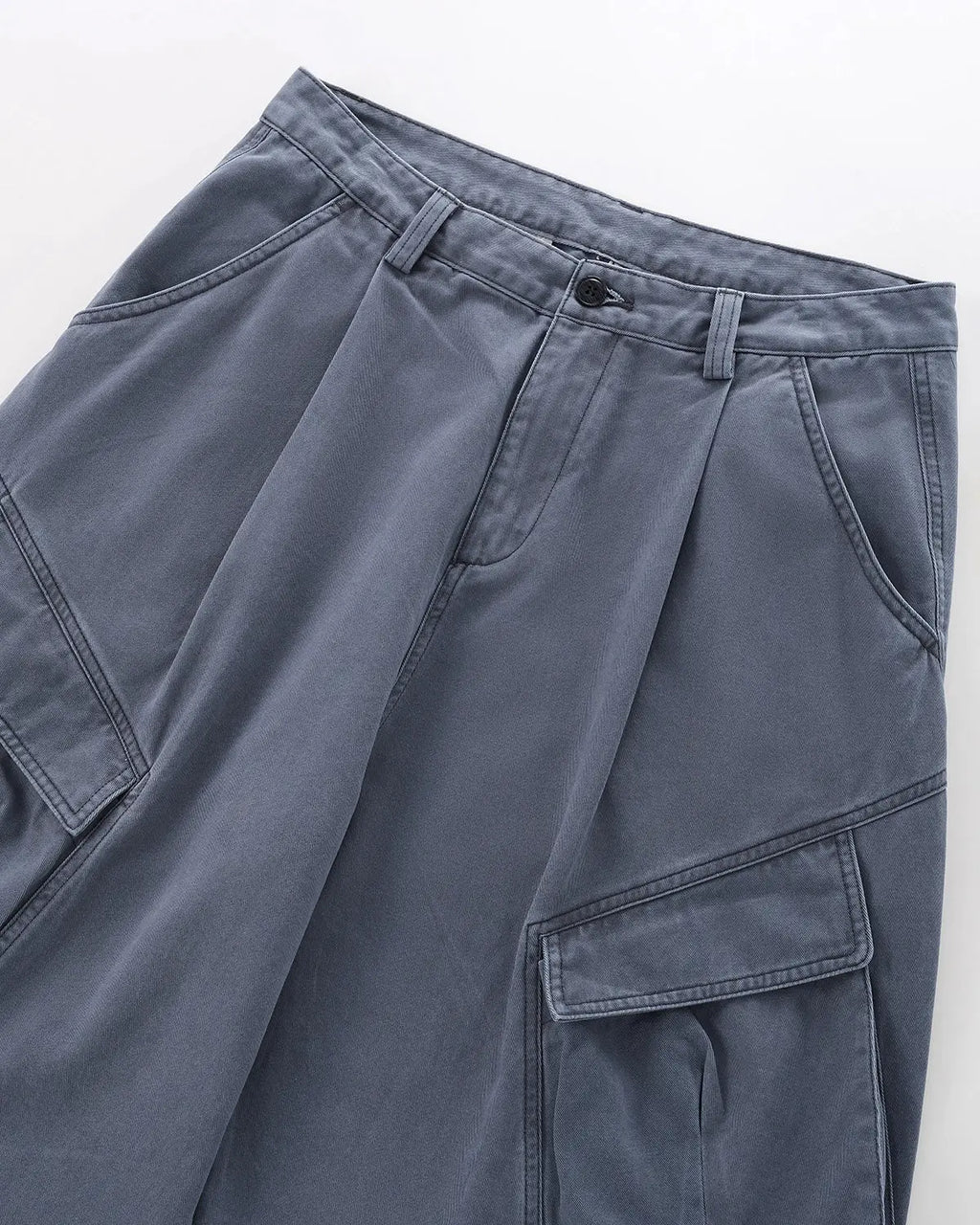 Inflation streetwear baggy cargo pants with multiple utility pockets, relaxed fit, and durable fabric for urban style.