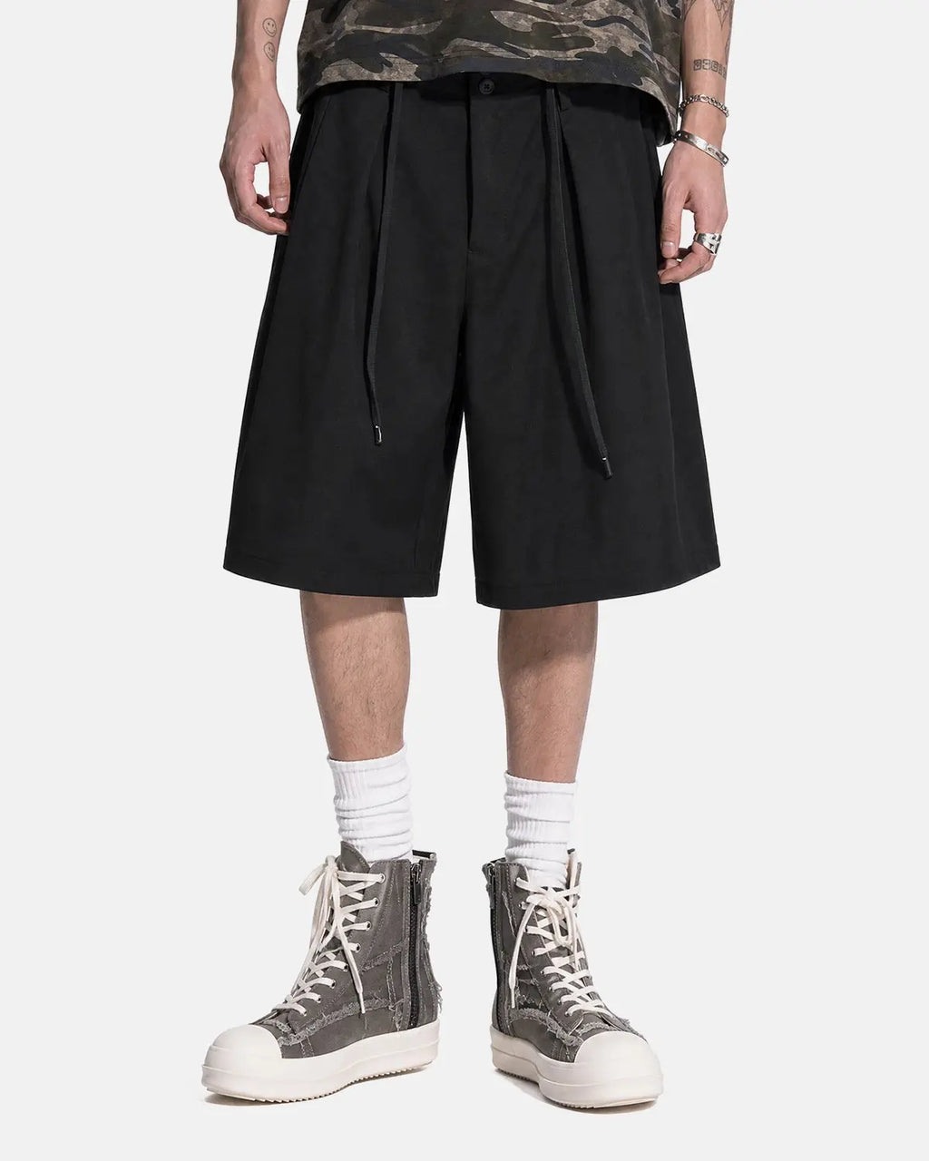 Inflation streetwear drawstring wide-leg tailored shorts with relaxed fit and casual style, shown in a neutral color.