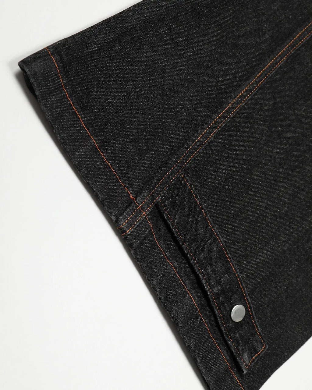 Black Super Barrel jeans by Flation Streetwear, showcasing the relaxed fit, stylish design, and denim fabric details.