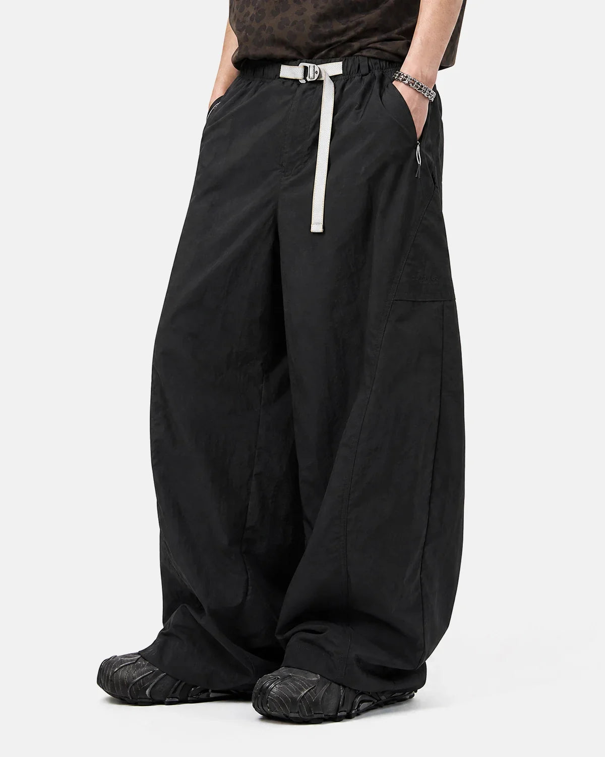 Inflation CORDURA® Barrel Utility Pants with Inflation TECHLATION™, featuring durable fabric, multiple pockets, and a relaxed fit.