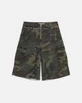 Camo utility longline shorts by INFLATION, featuring a camouflage pattern, multiple pockets, and a relaxed streetwear style.
