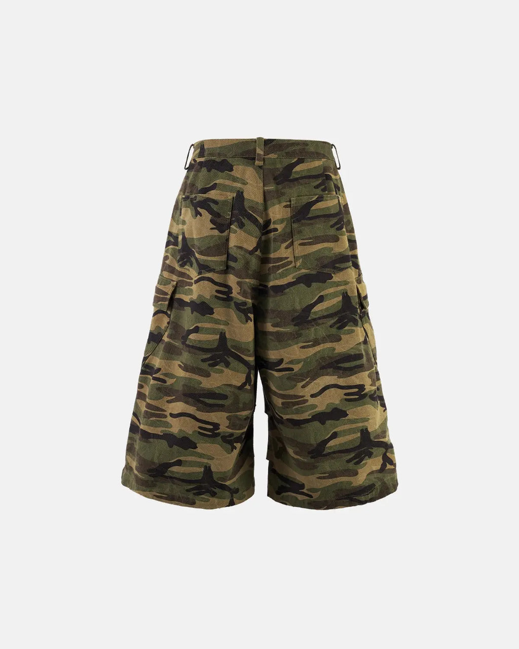 Camo cargo baggy shorts by Flation Streetwear with multiple pockets and relaxed fit in green and brown camouflage pattern.