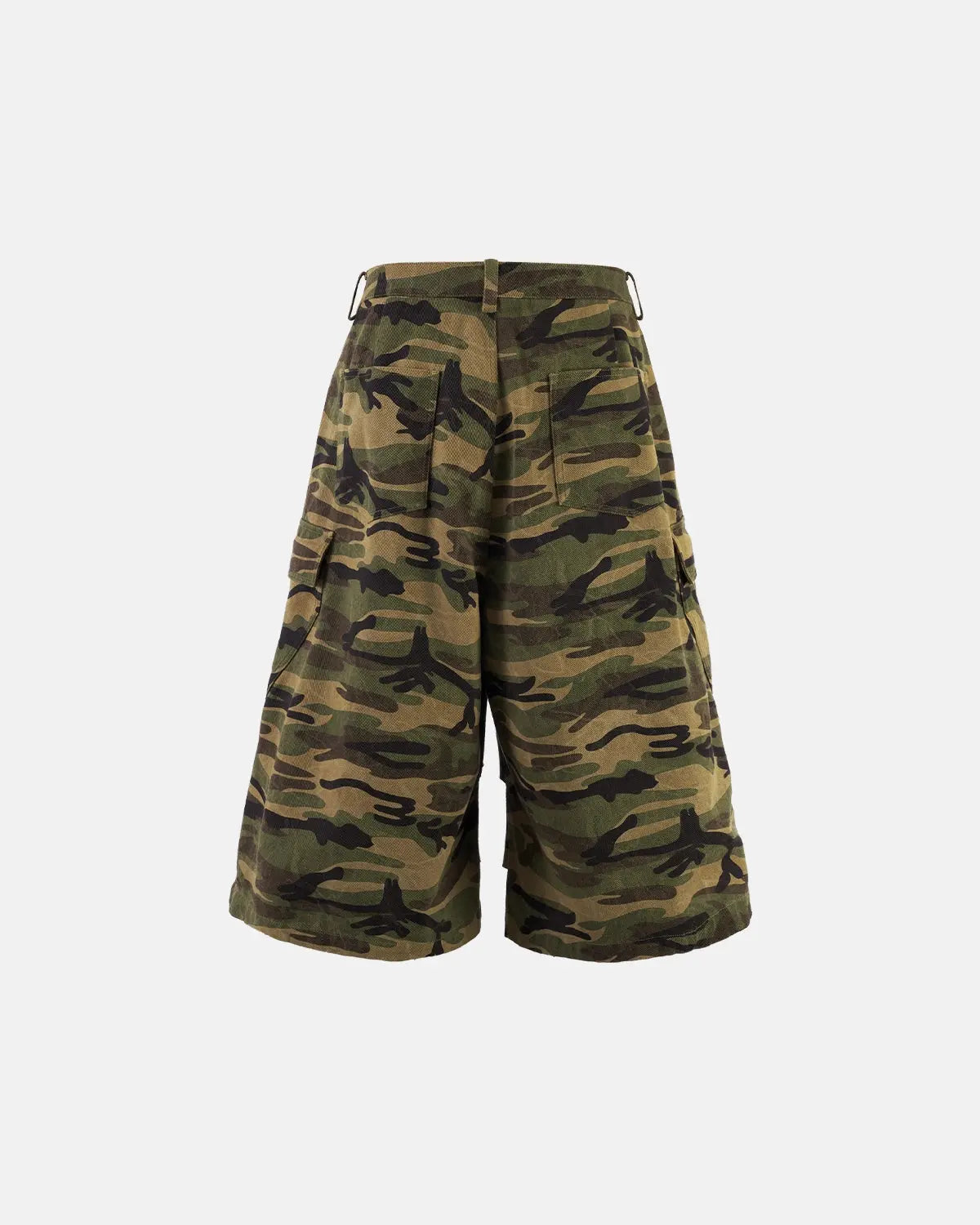 Camo cargo baggy shorts by Flation Streetwear with multiple pockets and relaxed fit in green and brown camouflage pattern.
