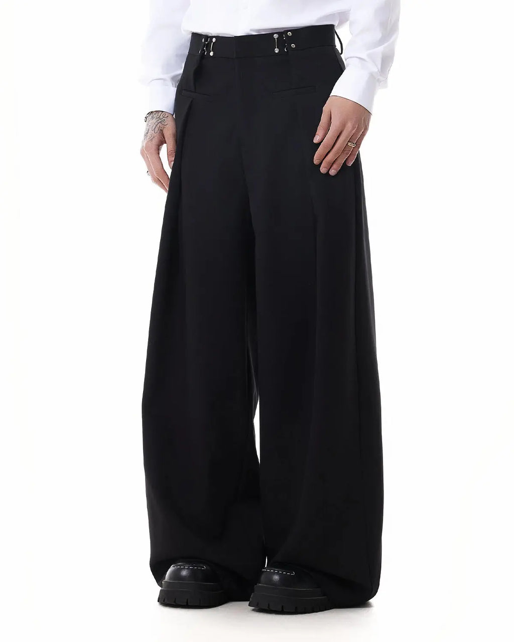 Metal hook wide-leg suit pants from INFLATION streetwear, showcasing the stylish design and tailored fit of the pants.