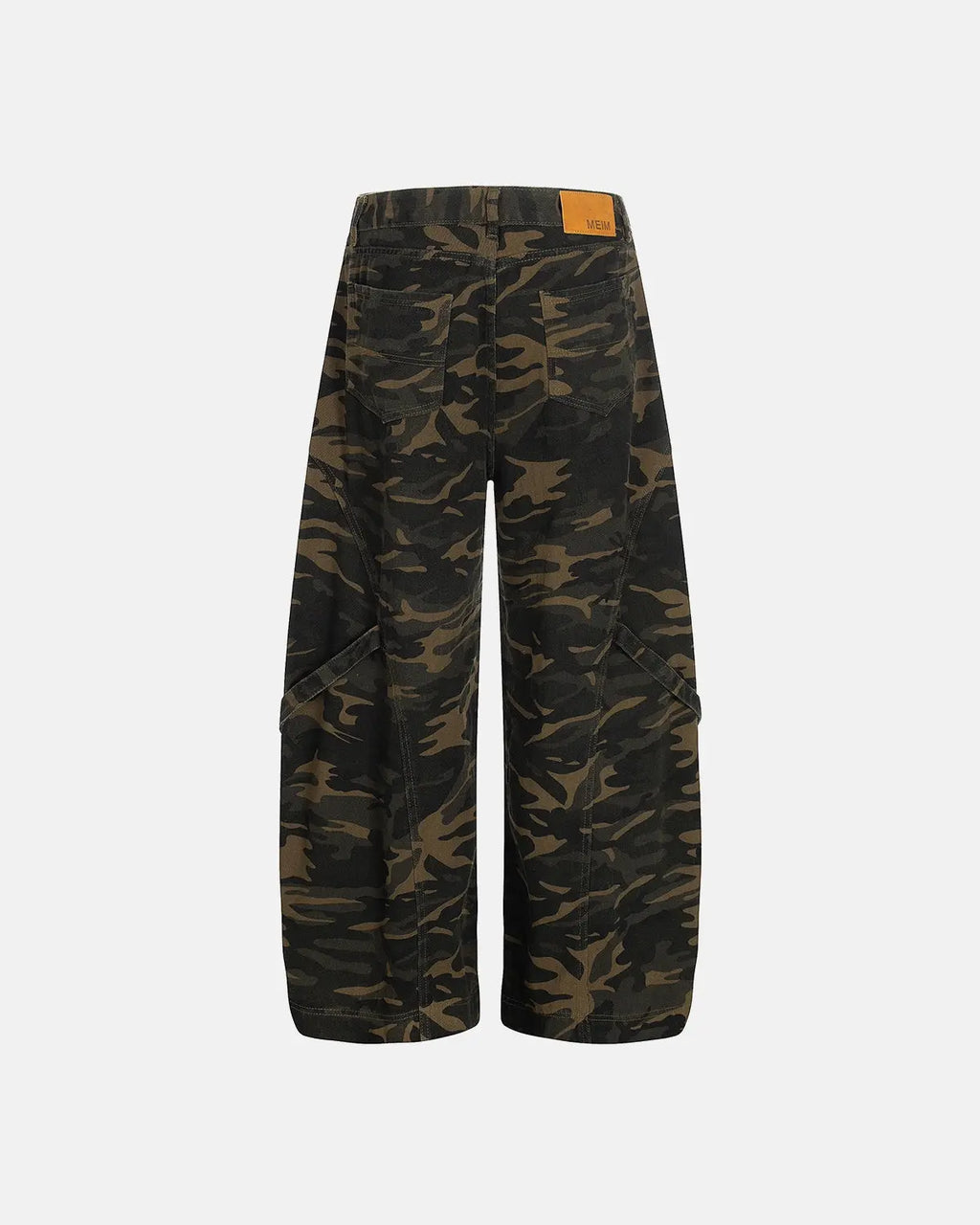 Inflation multi-pocket camouflage cargo pants with barrel fit, featuring multiple side and back pockets in a streetwear style.