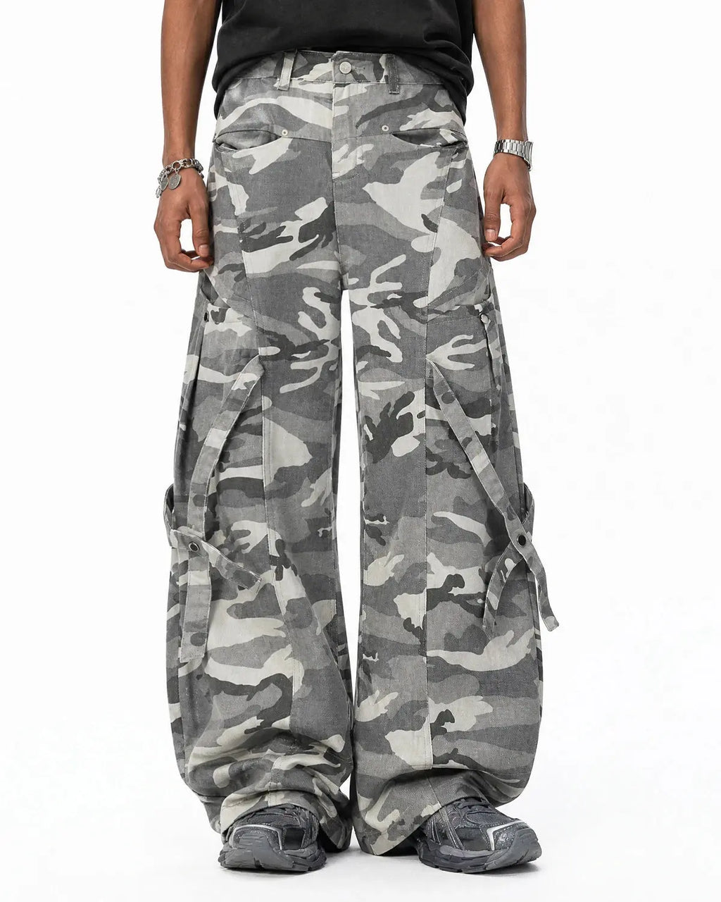 Camouflage cargo pants with multiple pockets from INFLATION, featuring a baggy barrel style and streetwear design.