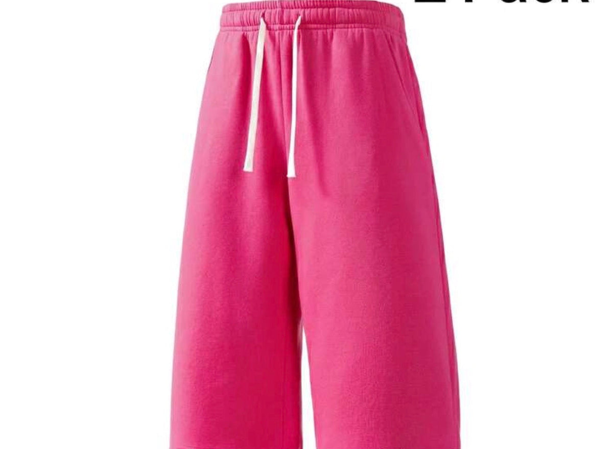 Flation Trending Long Jogger Shorts in black, featuring a comfortable fit and elastic waistband, suitable for casual wear.