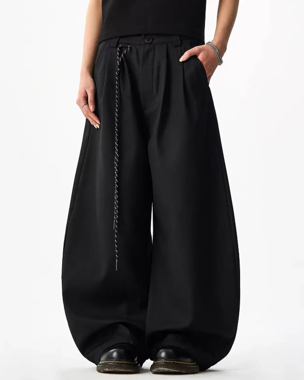 Wide-leg tailored pants with a rope belt from Flation Streetwear, featuring a modern, stylish fit and neutral fabric.