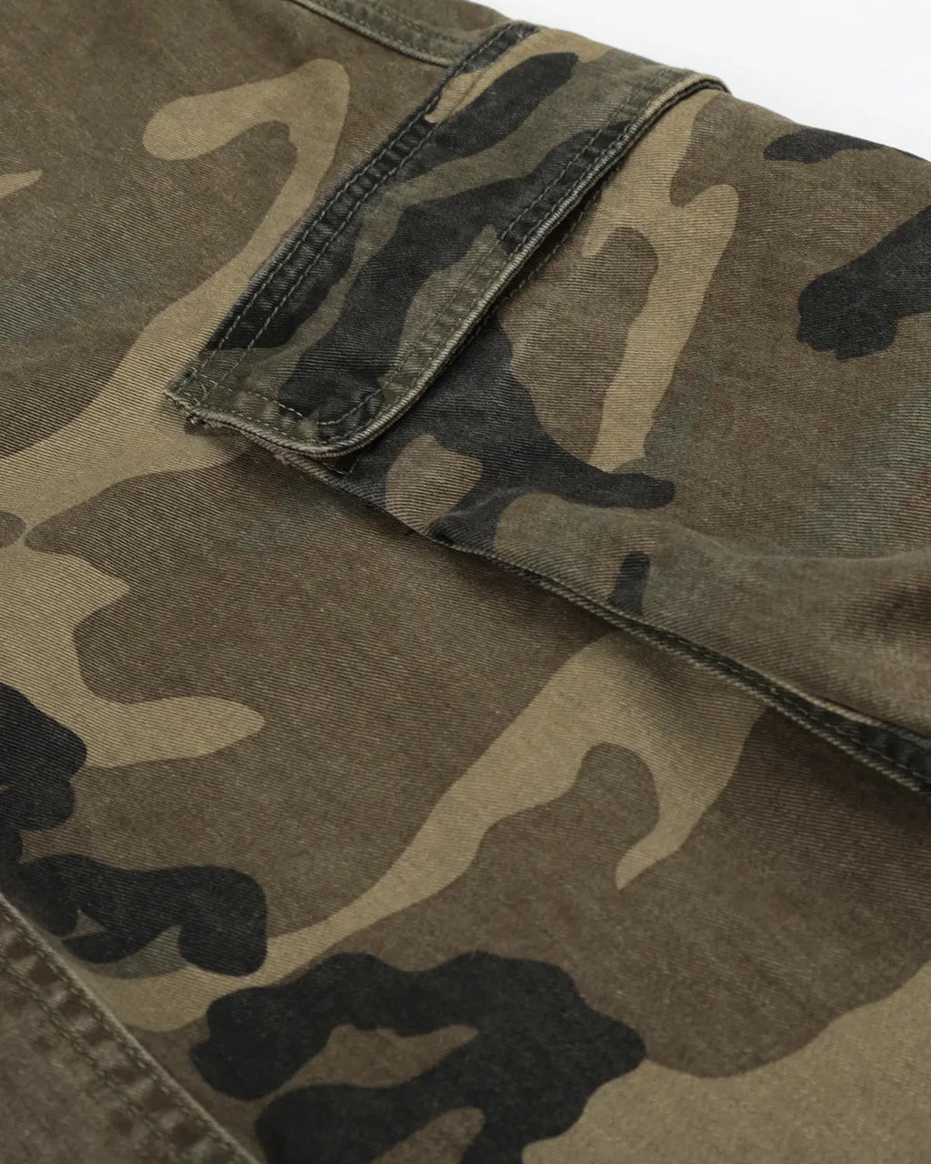 Camo cargo barrel pants by Flation Streetwear featuring a relaxed fit and military-inspired camouflage pattern.