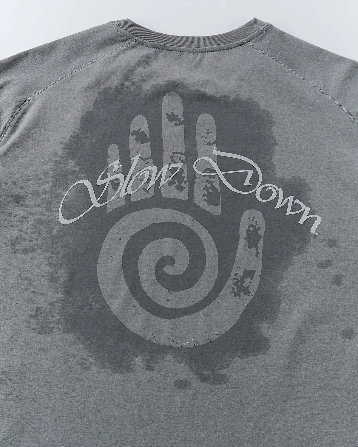 Grey Water-Reveal Activewear T-Shirt by Flation, stylish streetwear with water-reactive design, casual fit for active wear.