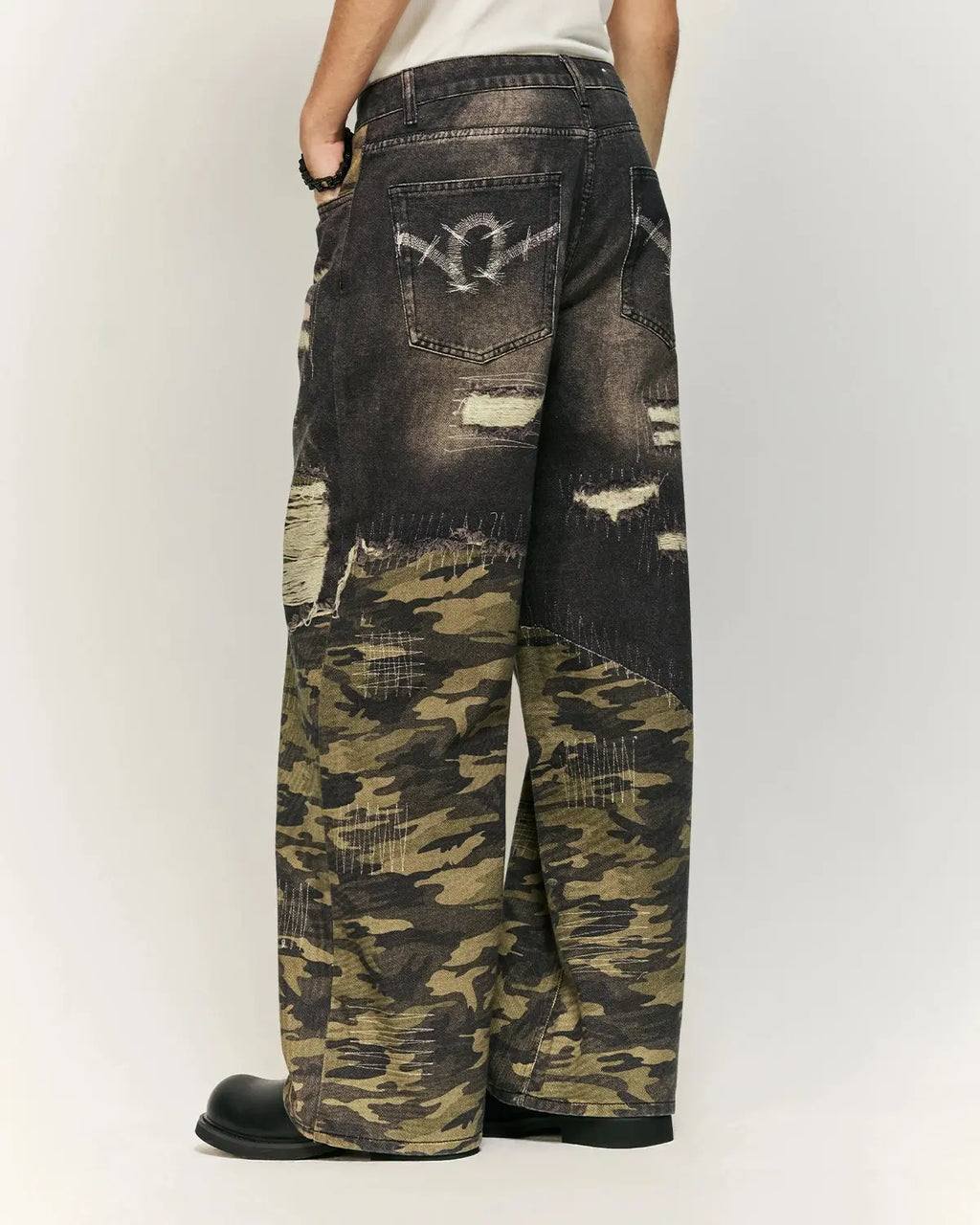 Camo digital printing baggy jeans by Flation Streetwear, shown in a relaxed fit with digital camouflage pattern