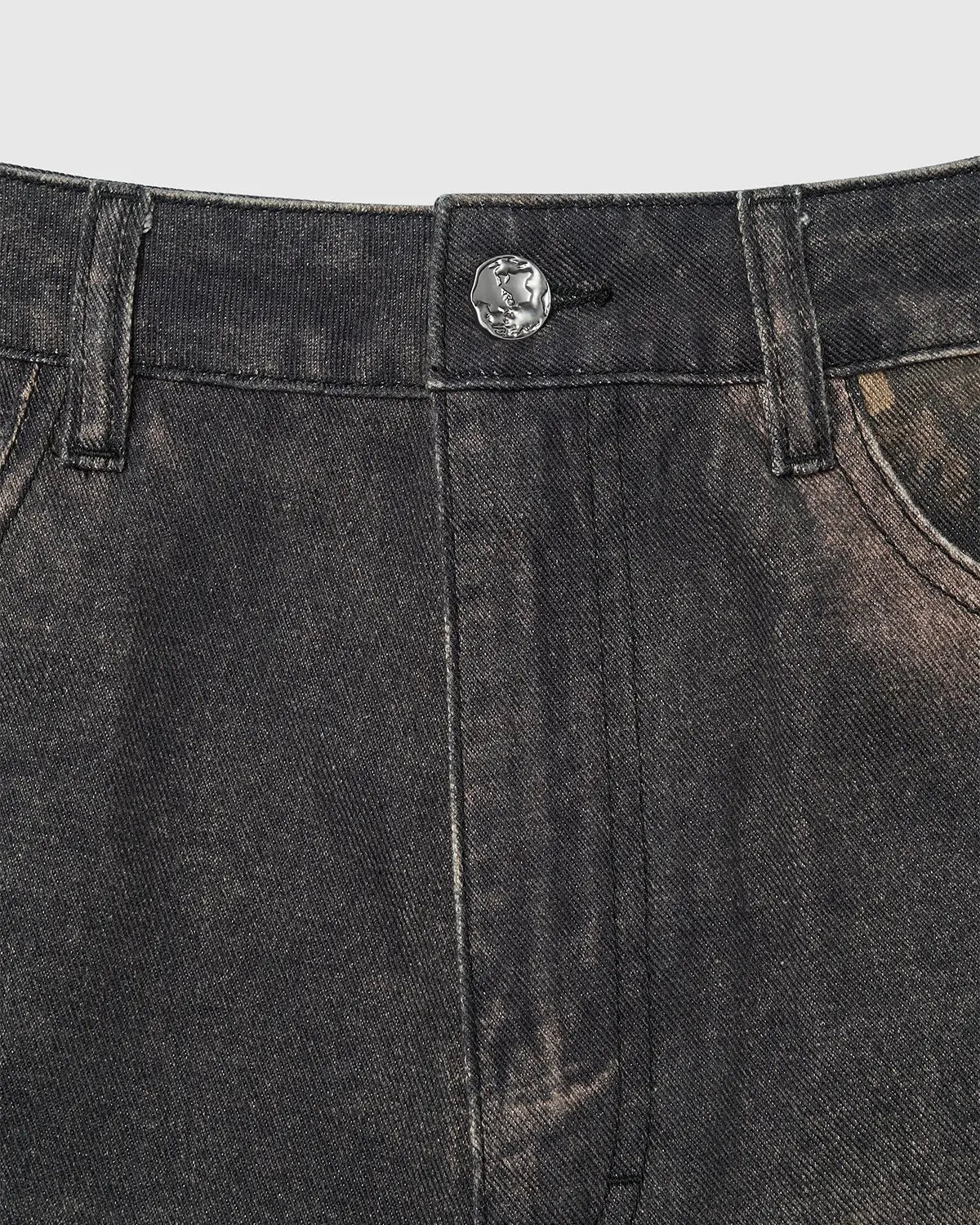 Baggy camo digital printing jeans by Flation Streetwear, featuring relaxed fit and bold camouflage pattern.