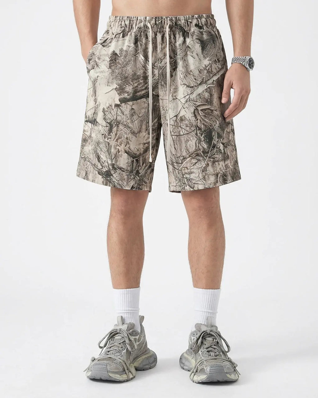 Realtree camo shorts by Flation, casual pants with a green and brown camouflage pattern, designed for streetwear style.