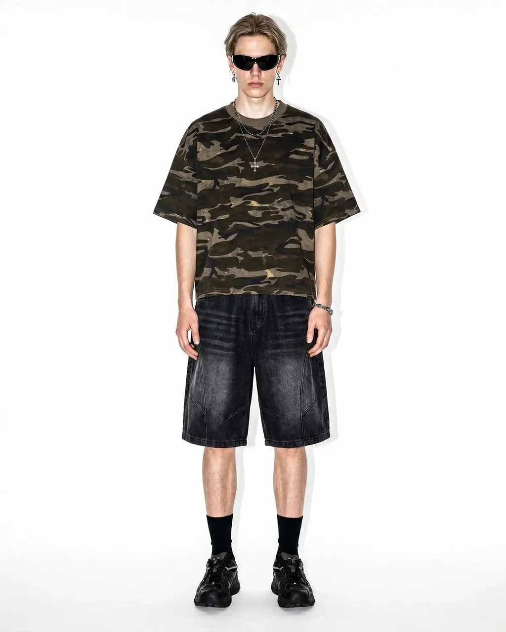 Blue Flation Streetwear structured washed denim shorts, casual pants with a relaxed fit and classic denim texture.