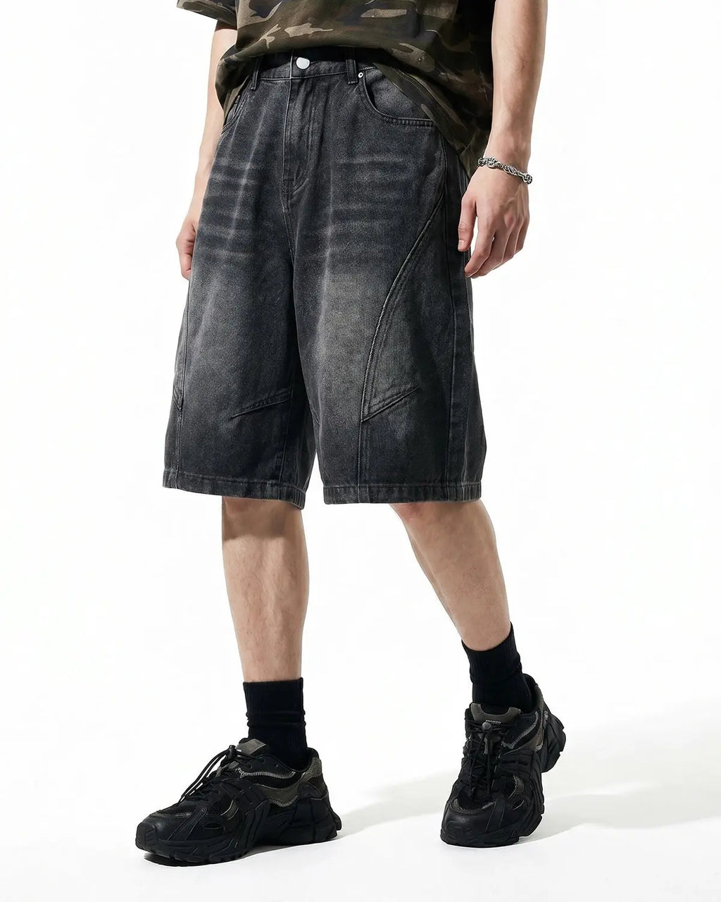 Blue Flation Streetwear structured washed denim shorts, casual pants with a relaxed fit and distressed details.