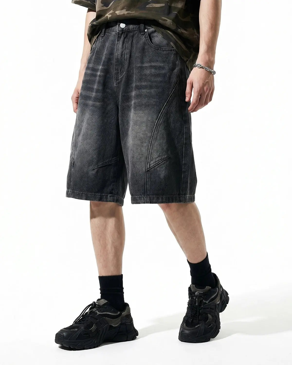 Blue Flation Streetwear structured washed denim shorts, casual pants with a relaxed fit and distressed details.