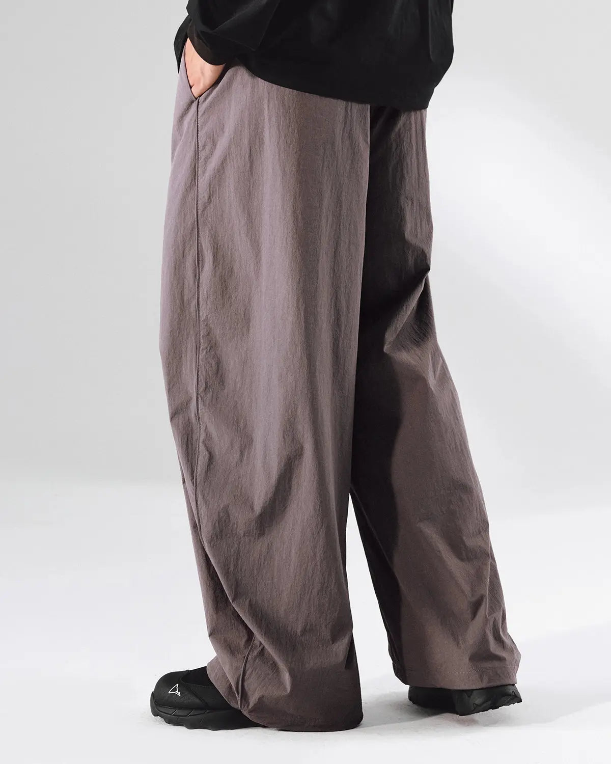 Men's outdoor quick dry track pants by Flation Streetwear, lightweight and breathable athletic pants for active outdoor wear.