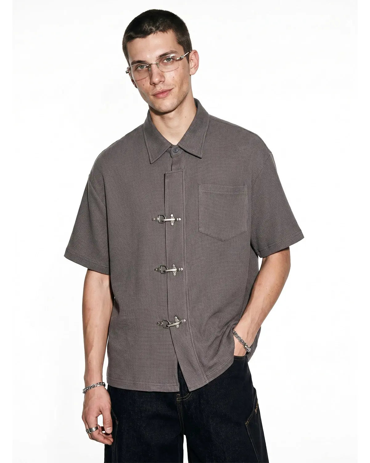 Dark gray Flation Streetwear waffle shirt with metal clasp detail, casual long-sleeve shirt for a stylish look