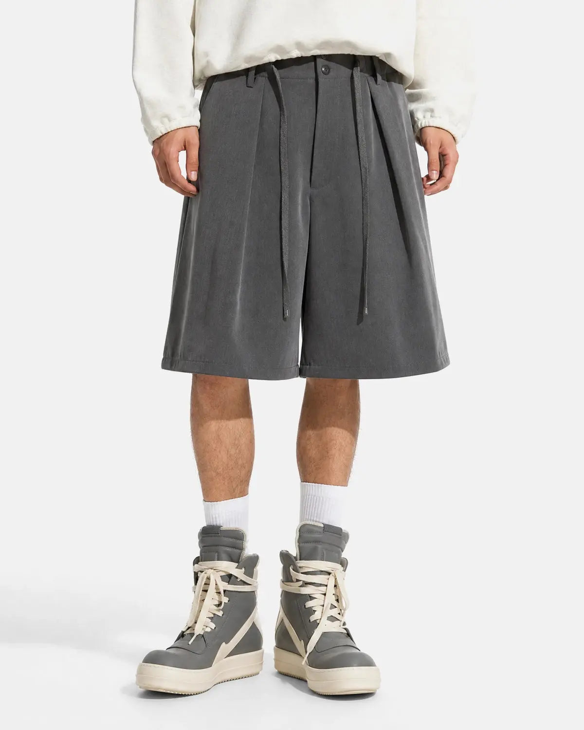 Black Flation Drawstring Wide-Leg Tailored Shorts for women, featuring a relaxed fit and comfortable design.