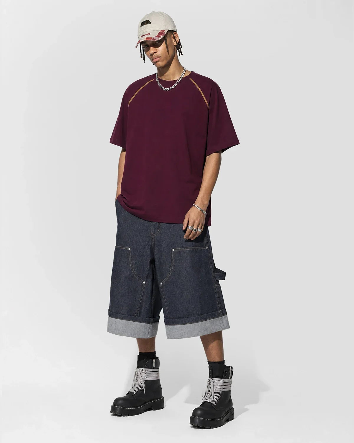 Purple Flation Streetwear stretch T-shirt with contrast color stitching, casual fit, and soft fabric for comfortable wear.