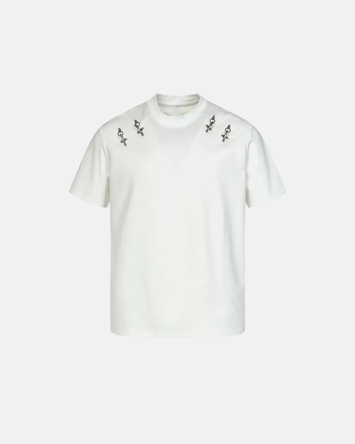 White cotton T-shirt with metal buckle detail from Flation Streetwear, featuring a casual fit and minimalist design.